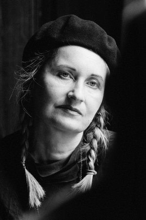 Cover image for Elfriede Jelinek