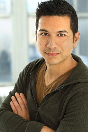 Cover image for Angelo Reyes