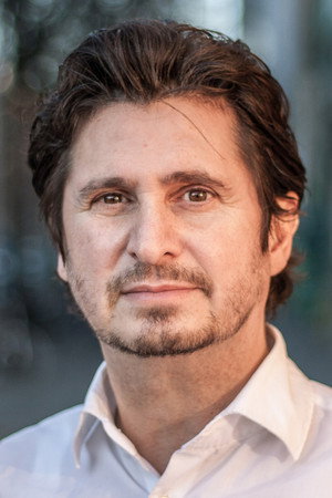 Cover image for Marcos Kantis