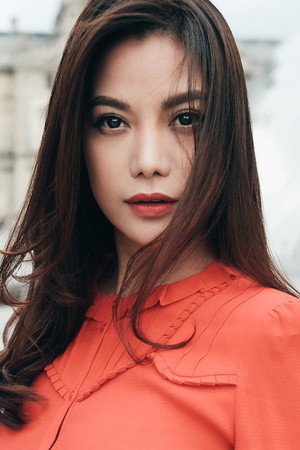 Cover image for Trương Ngọc Ánh