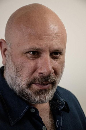 Cover image for Vincenzo Pirrotta