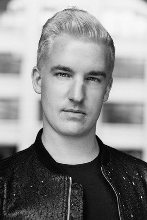 Cover image for Mitchell Travers