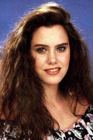 Cover image for Ione Skye