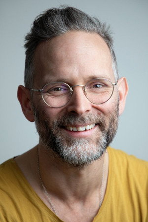 Cover image for Uno Helmersson