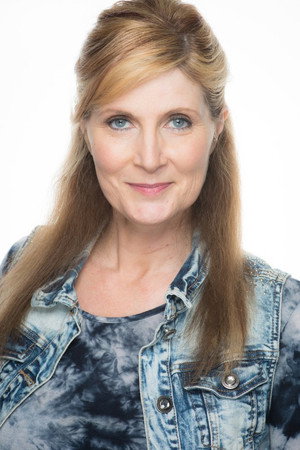 Cover image for Monique Robbins