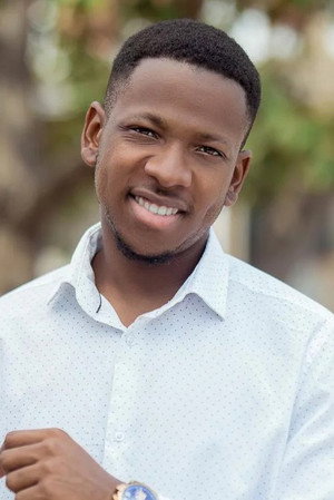 Cover image for Aaron Adatsi