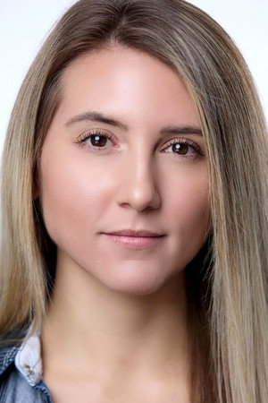 Cover image for Ashlyn Alessi