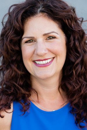 Cover image for Lorien McKenna
