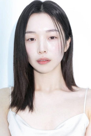 Cover image for Ли Юн Чжи