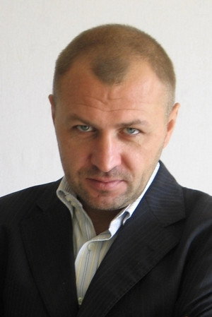 Cover image for Evgeniy Kataev