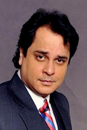 Cover image for Mahesh Thakur