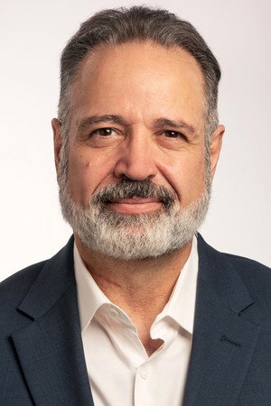 Cover image for Robert J Morgalo