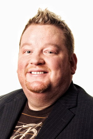Cover image for Reynir Thor Eggertsson