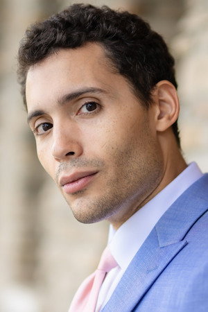 Cover image for Robert Arzola