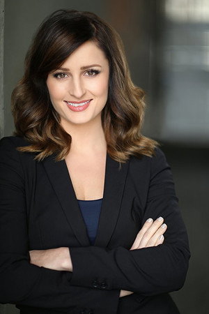Cover image for Allison Riley