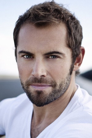 Cover image for Daniel MacPherson