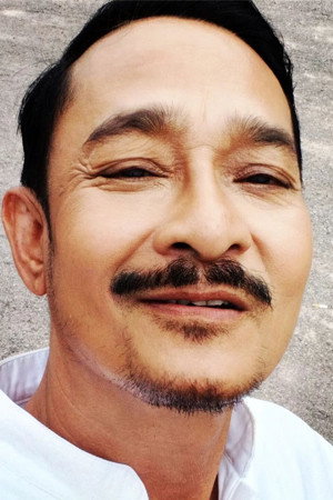 Cover image for Pradit Prasartthong
