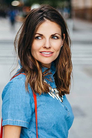 Cover image for Casey Messer