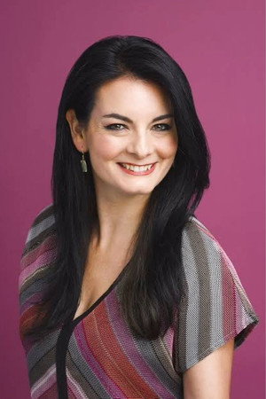 Cover image for Pilar Flynn