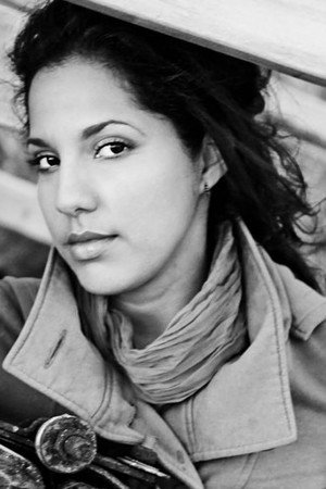Cover image for Gabriela Gomez