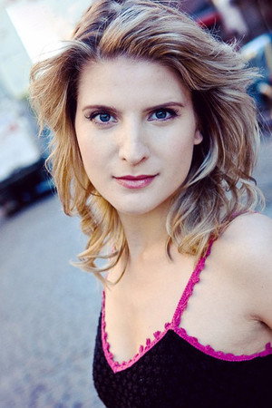 Cover image for Katie Fabel