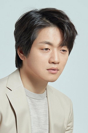 Cover image for 조복래