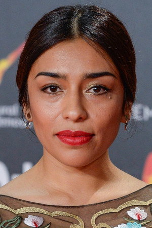 Cover image for Adriana Paz
