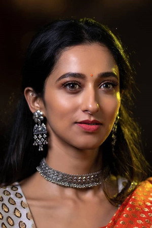 Cover image for Radhika Narayan