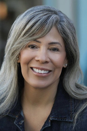 Cover image for Lisa Ginel