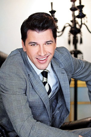 Cover image for Viktor Savić