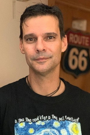 Cover image for David Robles