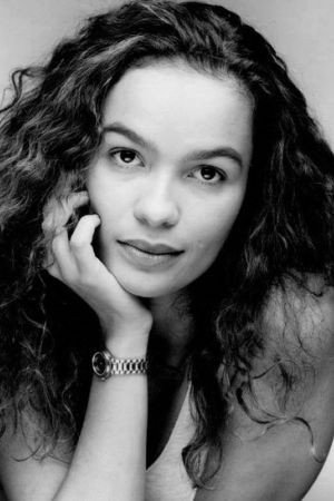 Cover image for Julie Mauduech