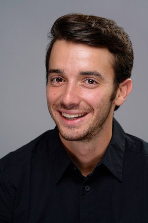 Cover image for Noam Karmeli