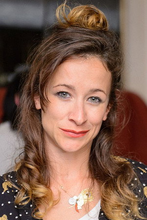 Cover image for Leah Wood
