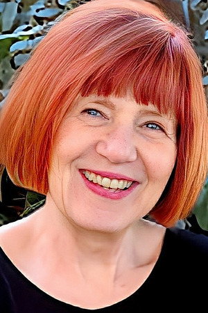 Cover image for Joan Renner