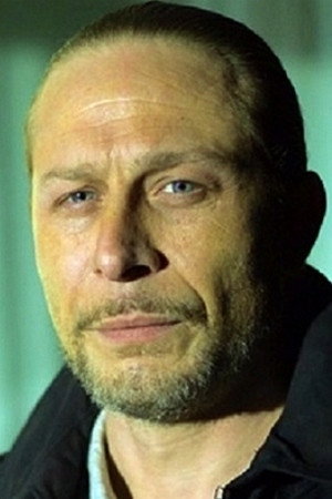 Cover image for Martial Bezot