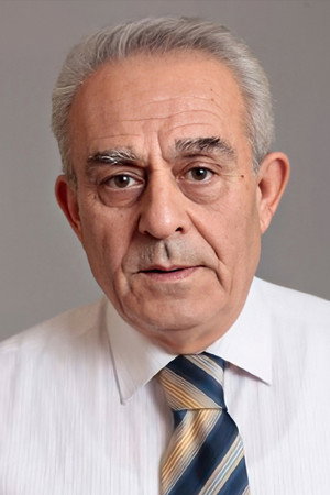 Cover image for İsmail Düvenci