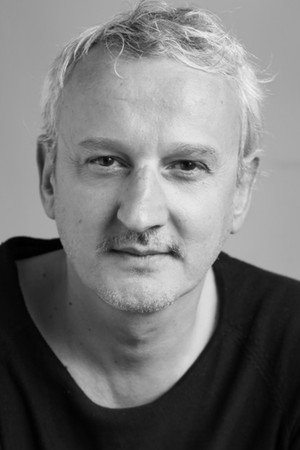 Cover image for Nicolas Simon