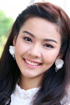 Cover image for Phatchaya Phiansamoe