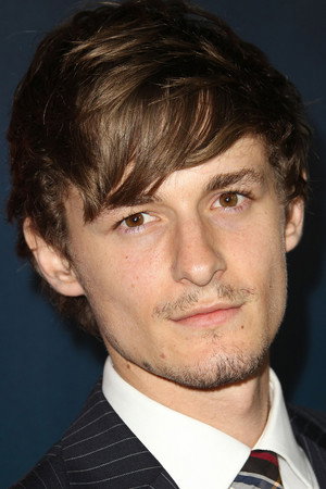 Cover image for Giles Matthey