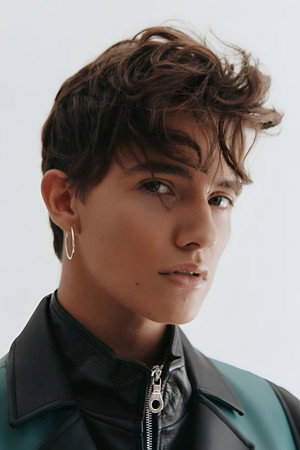 Cover image for Noah Urrea