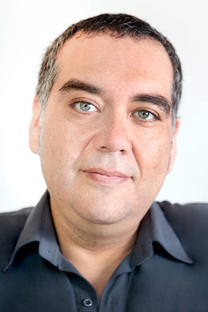 Cover image for Adrián Salgado