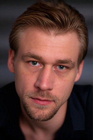 Cover image for Robbie Bowen