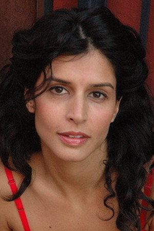 Cover image for Yasmine Delawari