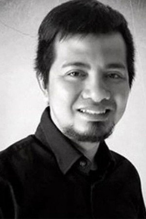 Cover image for Khikmawan Santosa