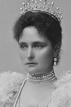 Cover image for Tsarina Alexandra