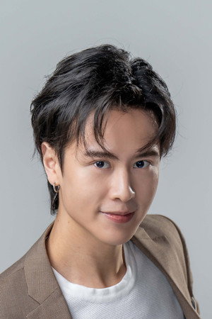 Cover image for 洪浩倫