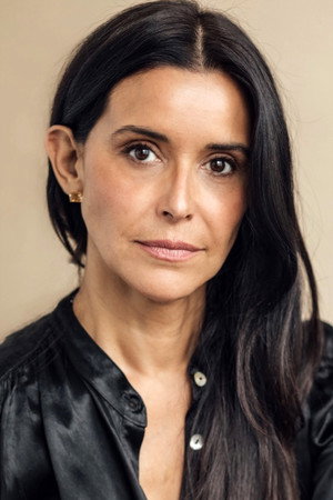 Cover image for Alexandra Castillo