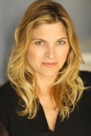 Cover image for Alicia Davis Johnson