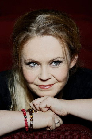 Cover image for Tinna Hrafnsdóttir